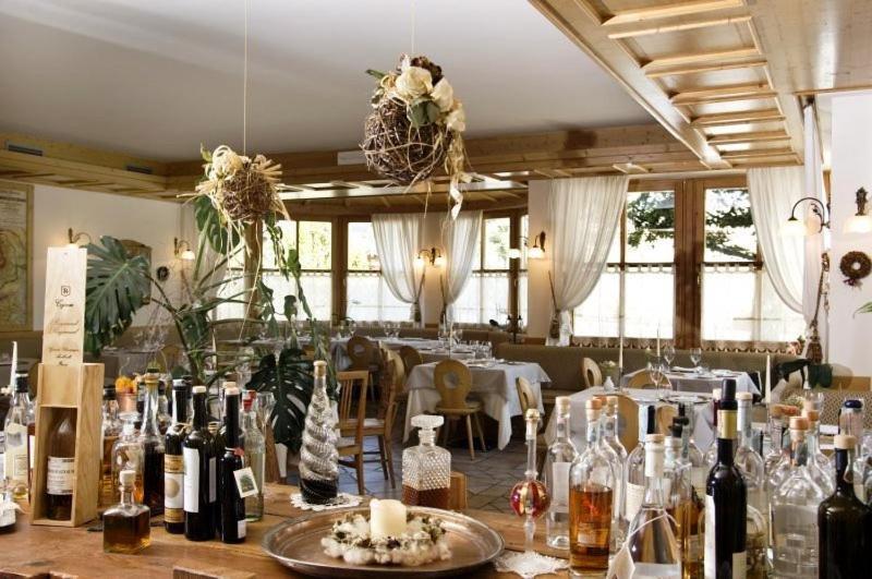 Locanda Alpina Brez Ngoại thất bức ảnh